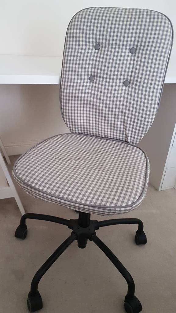 Perfect condition ikea grey office swivel chair in Colindale, London