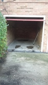 Garage to Rent 130 Square Feet in SE28 -£150 p/m