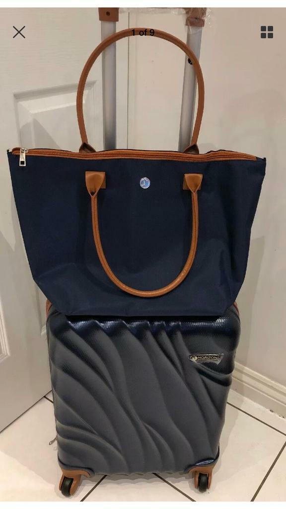 Matching lightweight Hand luggage & Tote bag BRAND NEW in Blackley