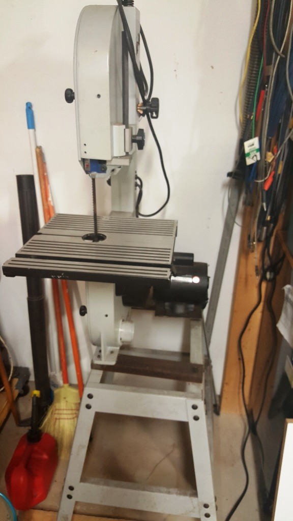 Delta ShopMaster band saw Model BS220LS