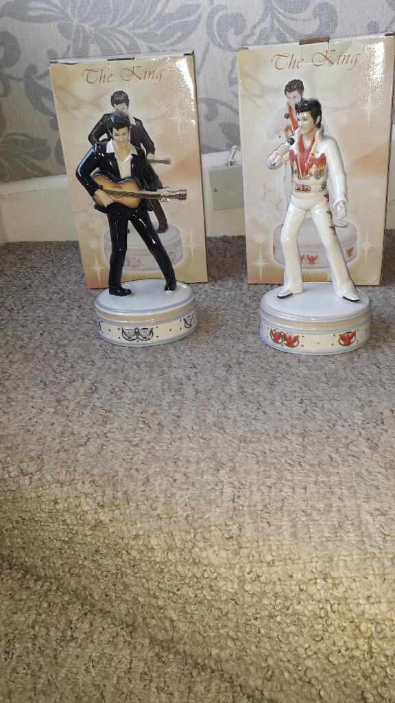 Elvis collectable ceramic musical figures from the Leonardo Collection