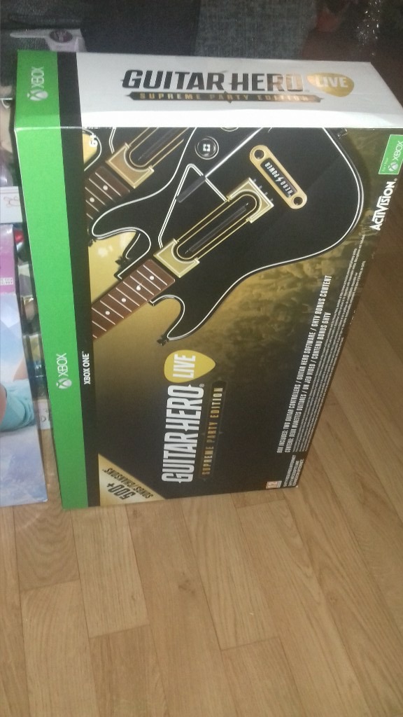 xbox one guitar hero live 2 x guitars and game in Eastwood