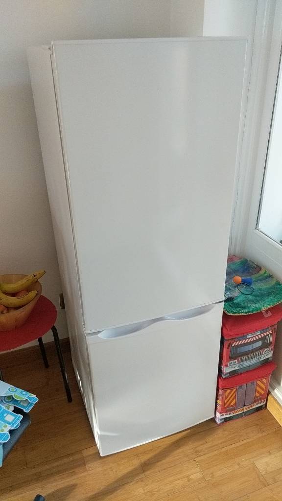 (60 off) Currys Fridge Freezer free standing in Sutton, London Gumtree