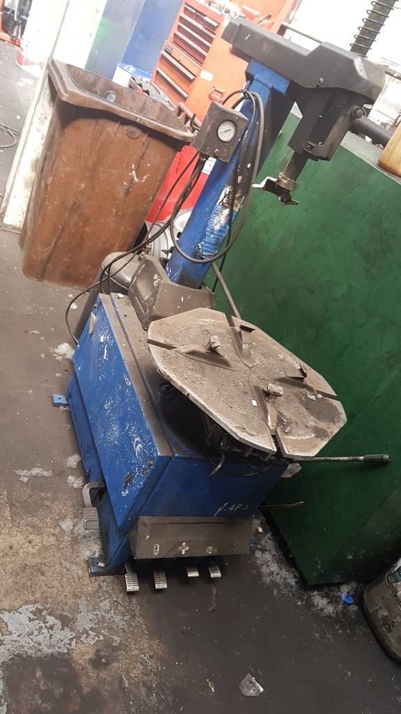 Tyre machine in Leeds, West Yorkshire Gumtree
