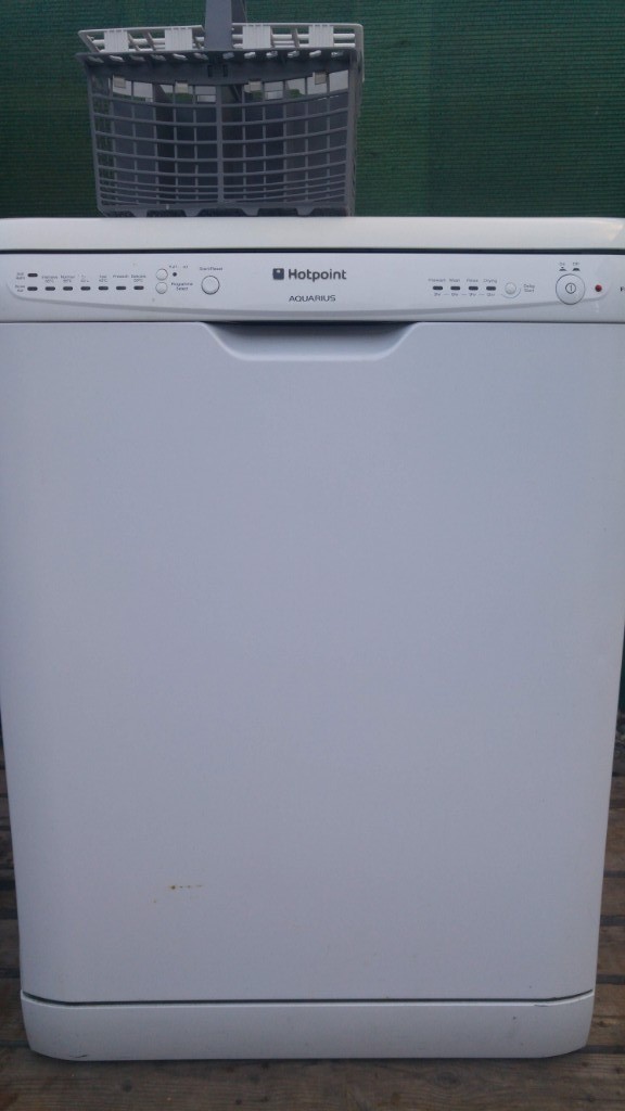 Dishwasher Hotpoint FDW 60 with manual in Perth, Perth and Kinross