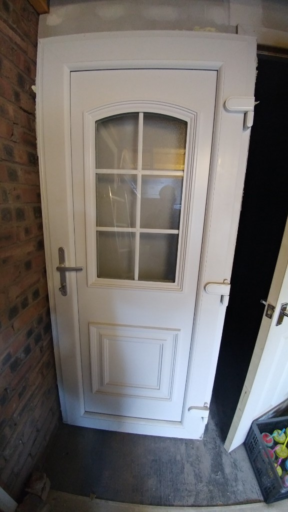 White PVC Door in Milton of Campsie, Glasgow Gumtree