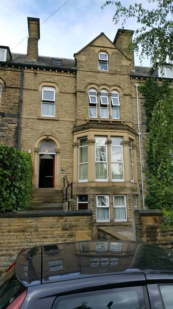 HD1, Studio, Nr Greenhead Park, Huddersfield in Huddersfield, West