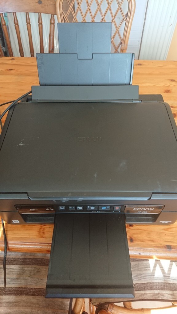 Epson XP255, Ink Printer, Scanner, Copier. Used few times.Black,no ink