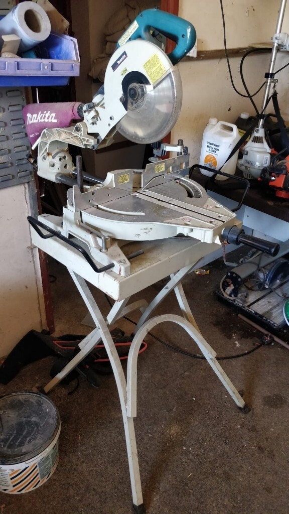 Chop Saw and Stand Makita in Burnham, Berkshire Gumtree