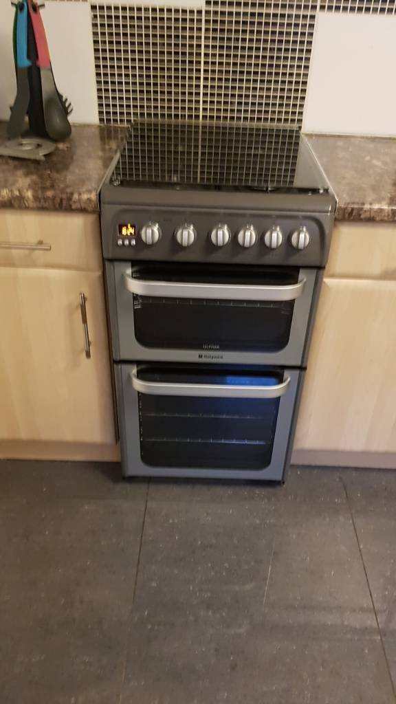 Hotpoint HUG52G Ultima 50cm Double Oven Gas Cooker in Graphite in