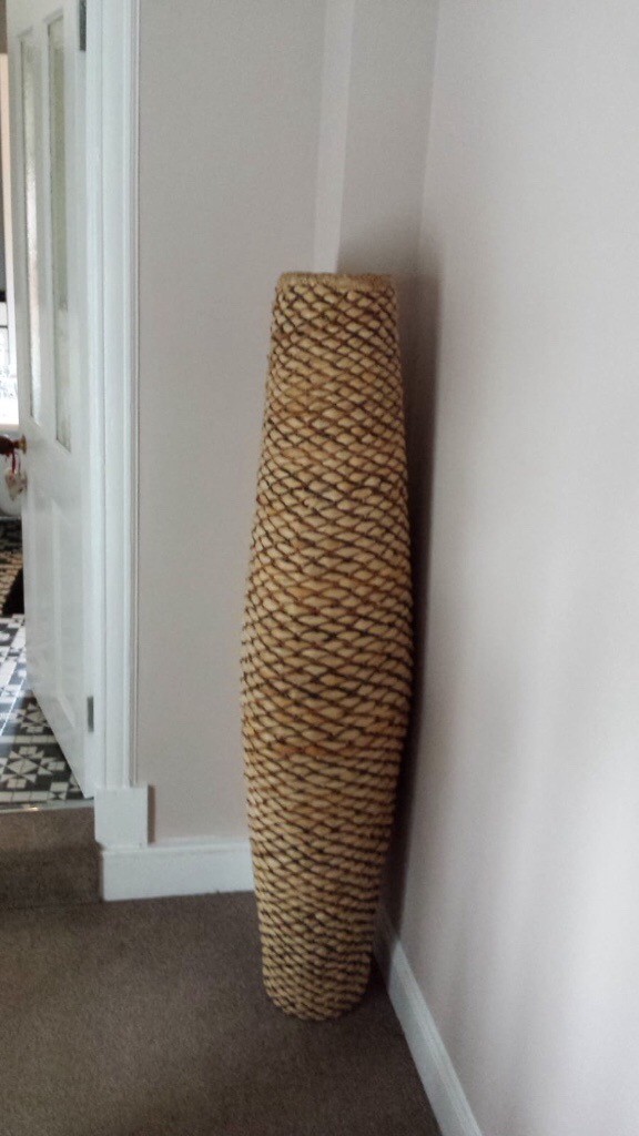 Free Large Decorative 5ft Rattan Vase In Kilbarchan