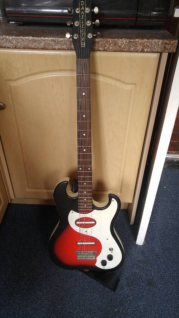 Danelectro 63 baritone bass vi guitar in Brierley Hill, West Midlands