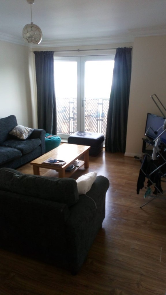 Single Room To Rent In Port Dundas Close To City Centre Private
