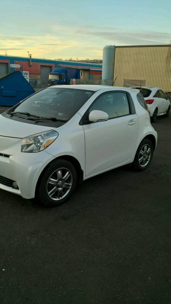 Toyota iq 2010