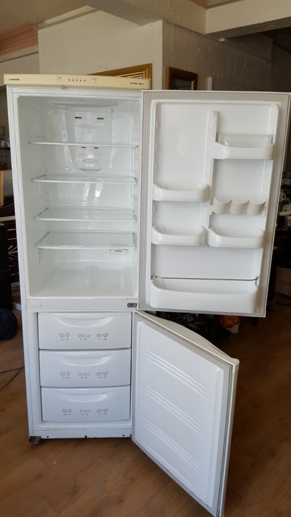 Samsung Fridge Freezer. Offers in Blackpool, Lancashire Gumtree