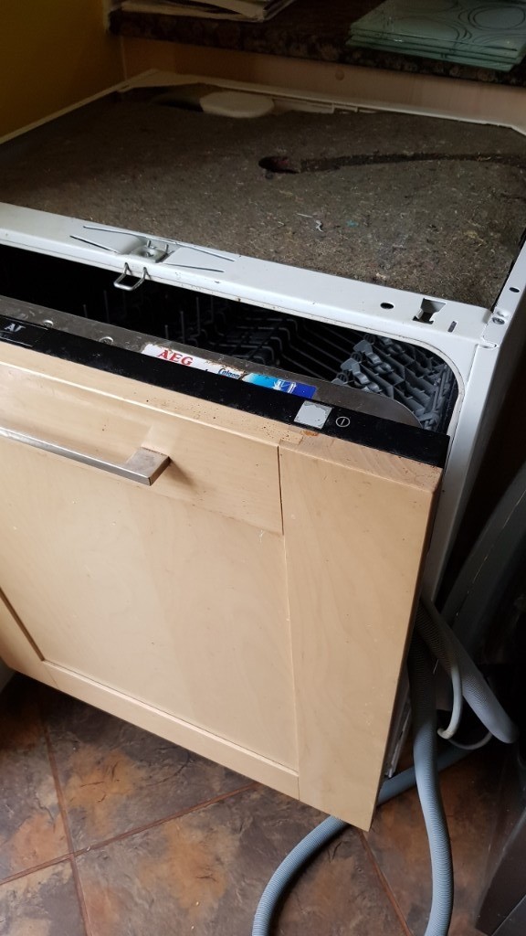 AEG Integrated Dishwasher. Fully working. in Bolton, Manchester Gumtree