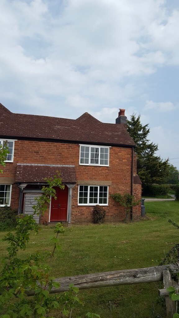 Two bed semi detached cottage to let in UptonuponSevern