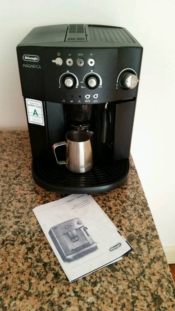 DeLonghi Magnifica ESAM4200 Bean Coffee Espresso Cappuccino Machine in Morningside, Edinburgh