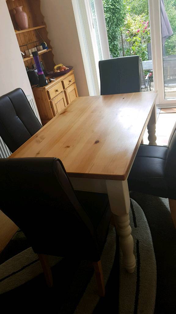 Cotswold Company Table and chairs vintage leather 4 chairs in Ipswich
