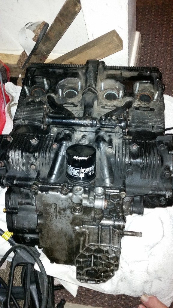 bandit 1200 engine mk1 ALTERNATOR AND STARTER MOTOR still fitted in