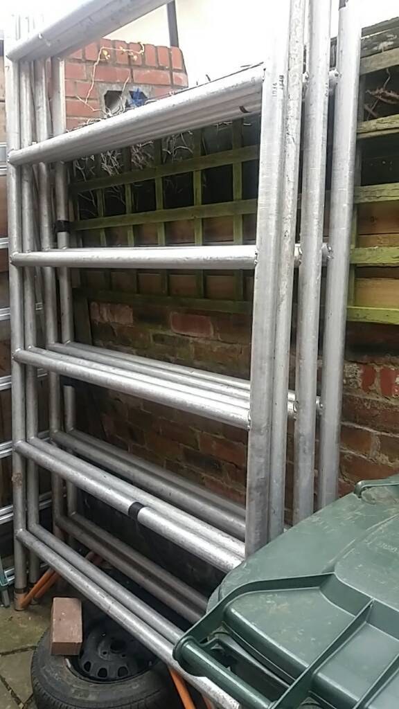 Portable scaffolding | in Newcastle, Tyne and Wear | Gumtree
