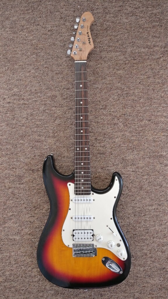 ARIA Electric Guitar (STG003 Series) Sunburst in Plymouth, Devon