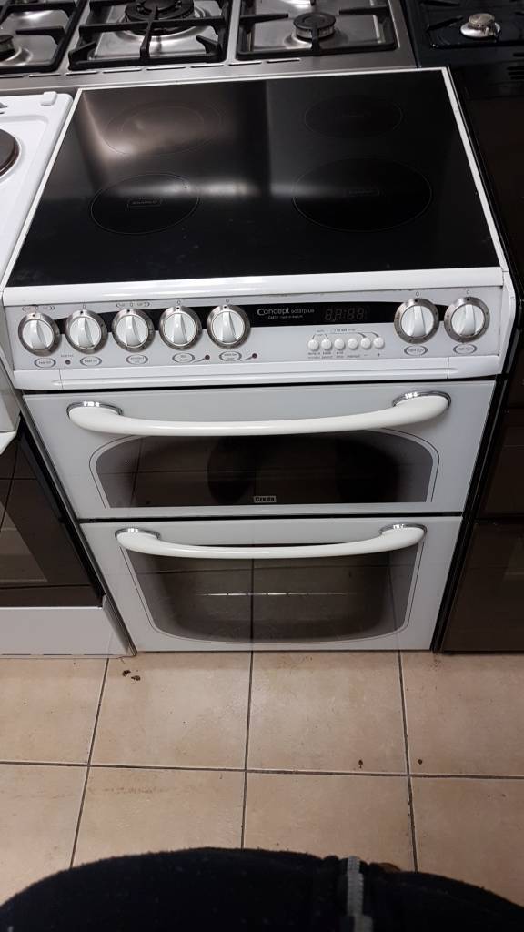 Hotpoint creda electric cooker 60 cm in Oldham, Manchester Gumtree