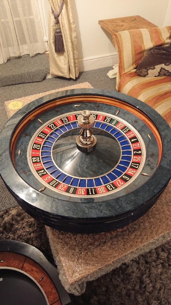 Professional Roulette Wheel 32 inches or 80 centimetres wide. in