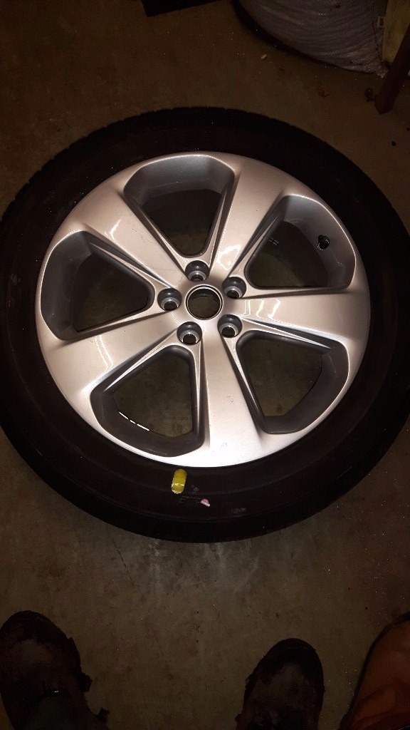 Spare wheel for vauxhall mokka 215 55 r18 alloy 5 spoke 180 ono in SkeltoninCleveland, North
