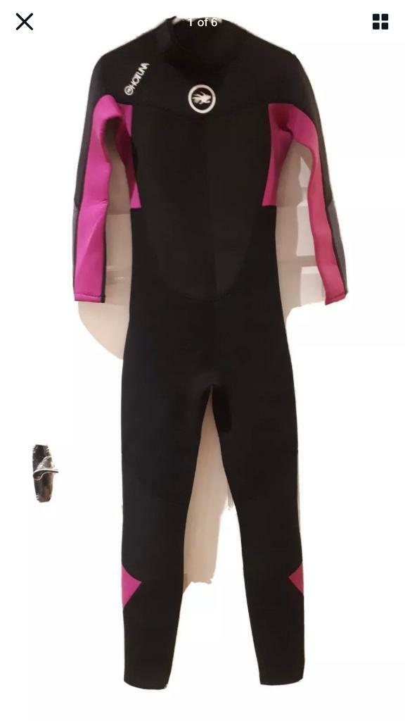 Womens size 6 Hot Tuna Wetsuit in Bournemouth, Dorset Gumtree