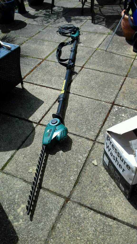 Telescopic hedge trimmer in Bournemouth, Dorset Gumtree