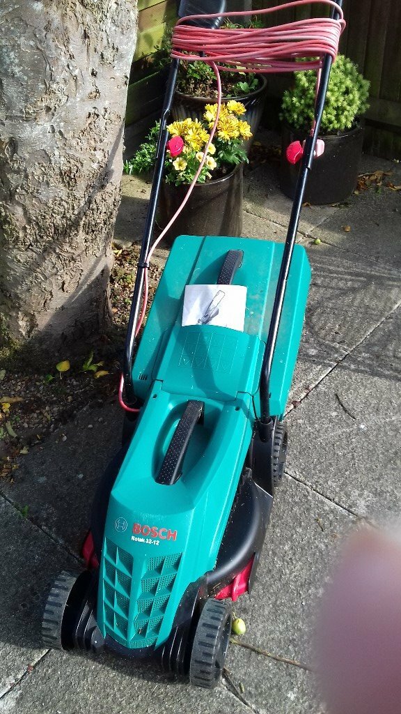 Bosch Rotak 32 12 Lawnmower In Lowestoft Suffolk Gumtree