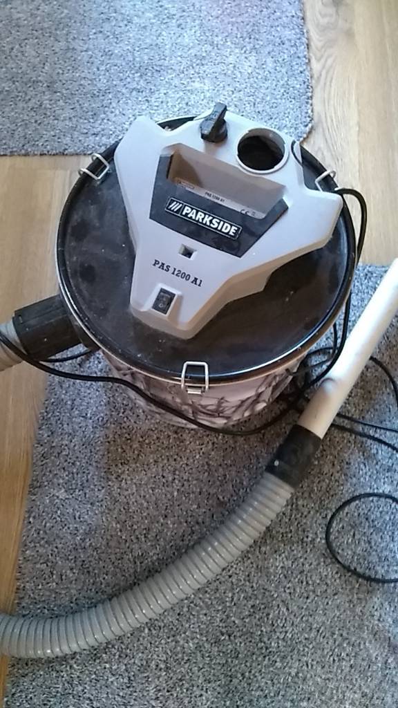 Ash hoover/vacuum log burner in NewcastleunderLyme, Staffordshire