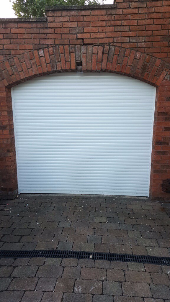 Electric Roller Shutter Garage Door *Nearly New in Northwich