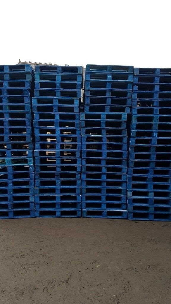 Wooden Pallets Blue Pallets in Bradford, West Yorkshire Gumtree
