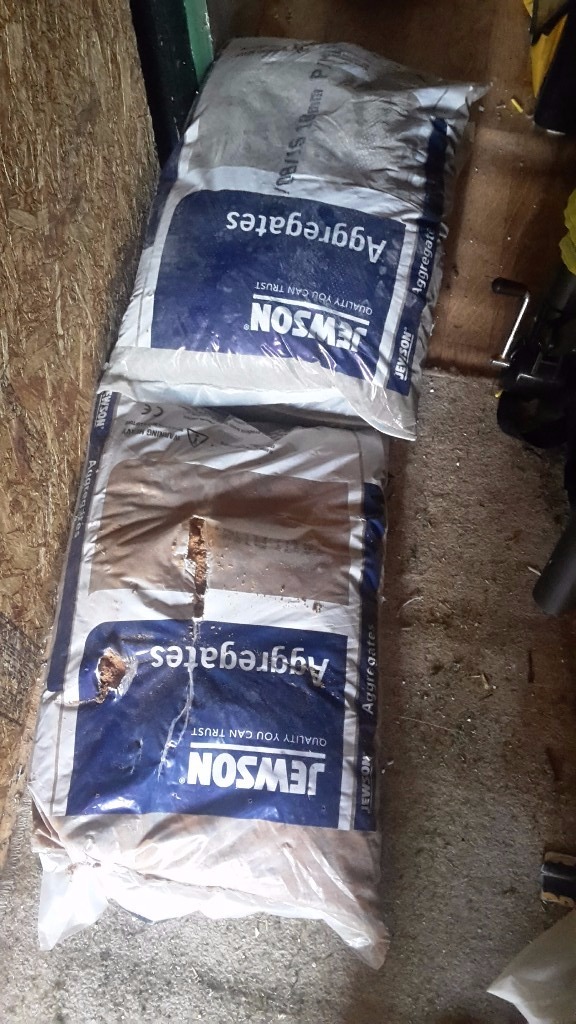 Jewson aggregate handy bags,2 x sand & gravel mix,1 x builders sand from driveway extension job