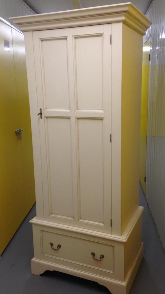 Ivory Wardrobe Ads Buy Sell Used Find Right Price Here