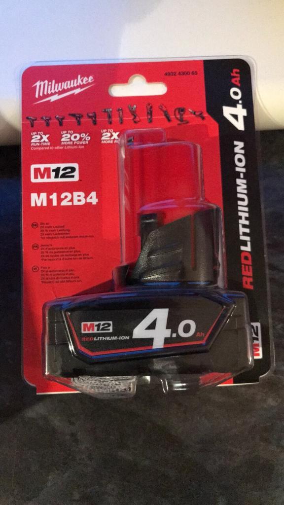 Аккумулятор milwaukee m12