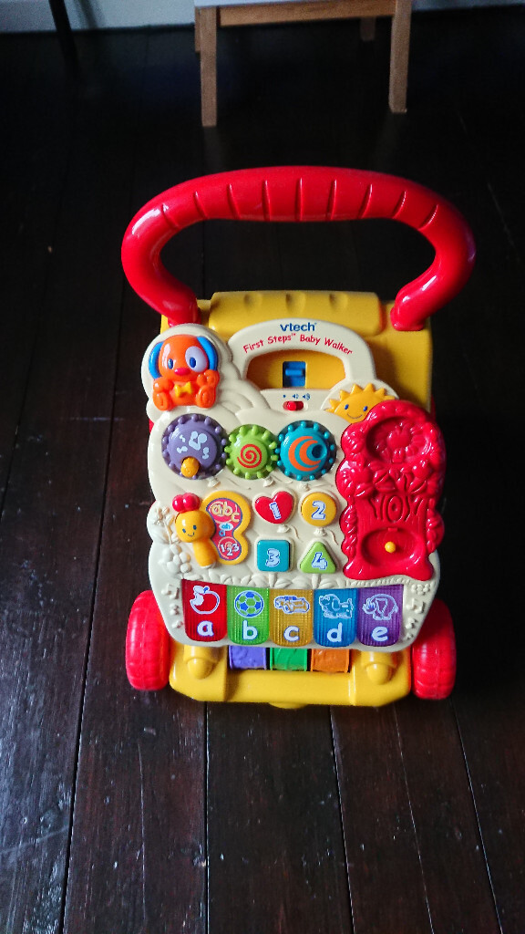 VTech First Steps Activity Baby Walker 6+ Months in Swinton