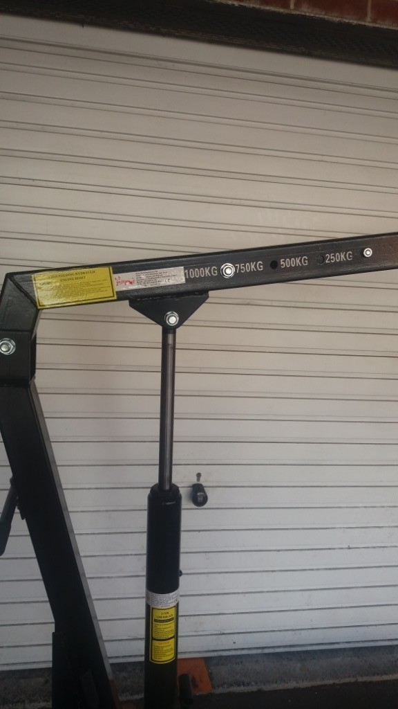1 tonne engine lift/ hoist like new. | in Yeovil, Somerset 