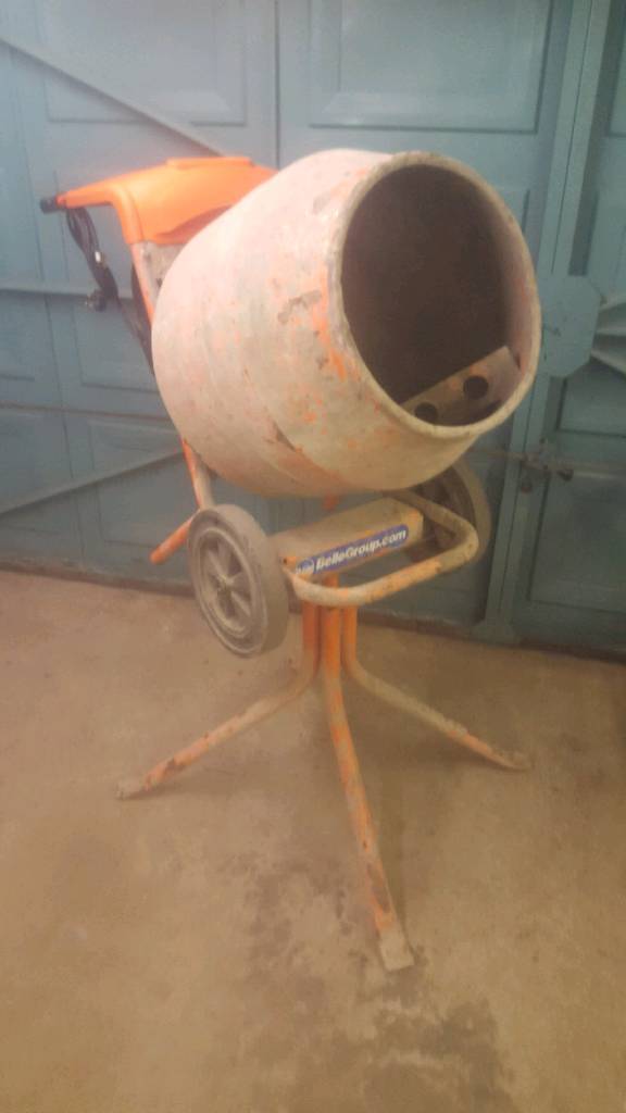 2018 belle cement mixers 240v electric and stand in Cumbernauld