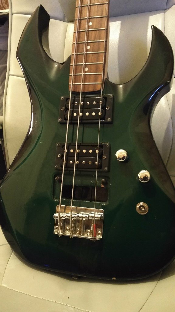 Shine Bass Guitar sold as spares repairs no returns. in Wood Green