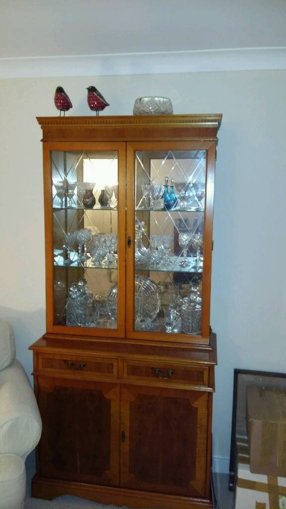 Living room display cabinet | in Wellingborough, Northamptonshire | Gumtree