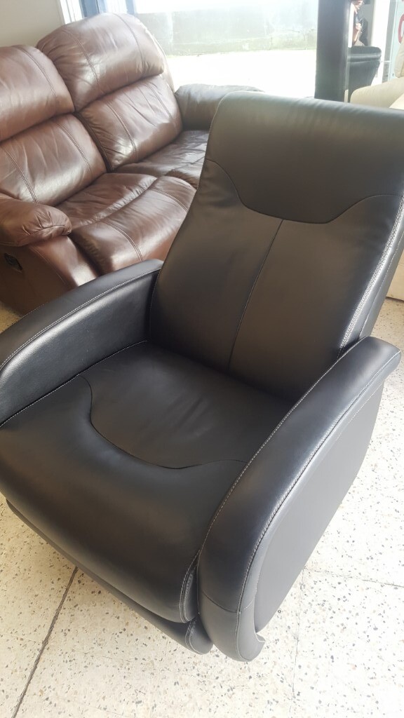 Lazyboy black leather recliner in AshtonunderLyne, Manchester Gumtree