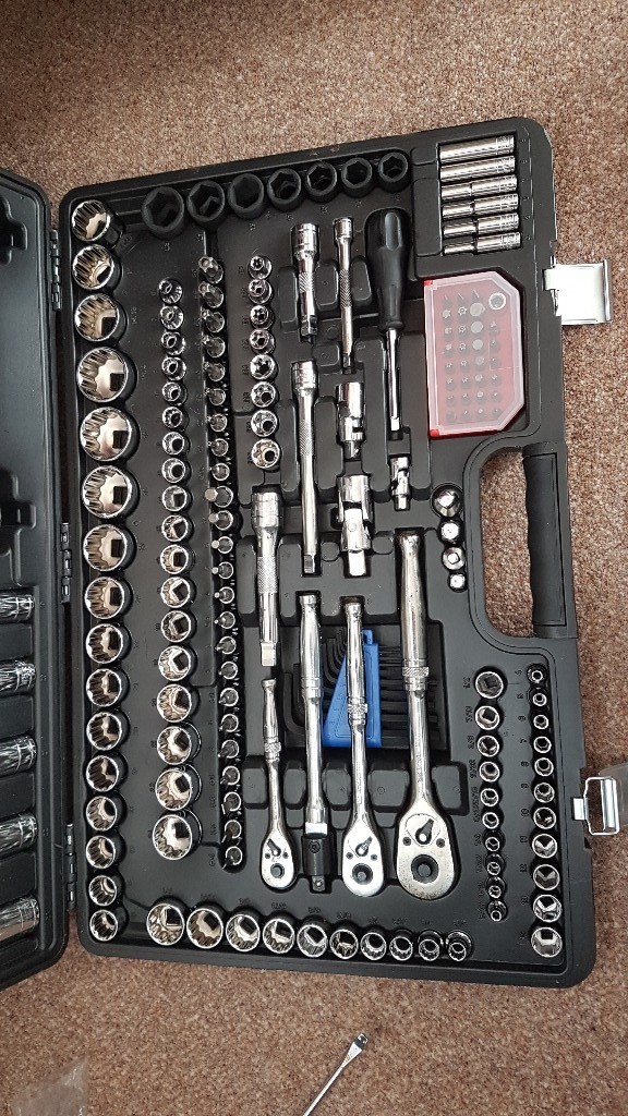Halfords professional socket set in Annan, Dumfries and Galloway