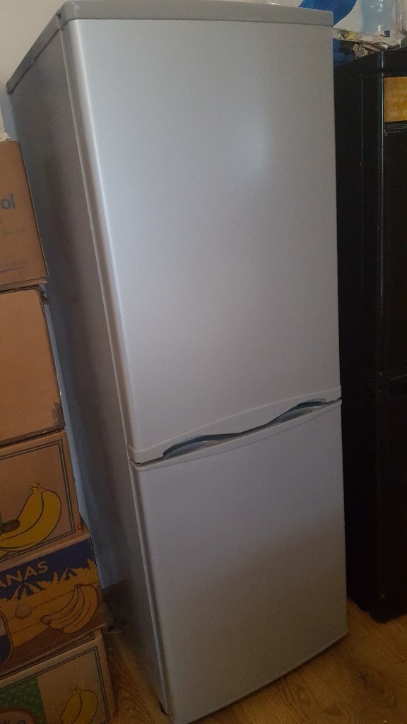 Fridge. second hand, Perfect condition in Luton, Bedfordshire Gumtree