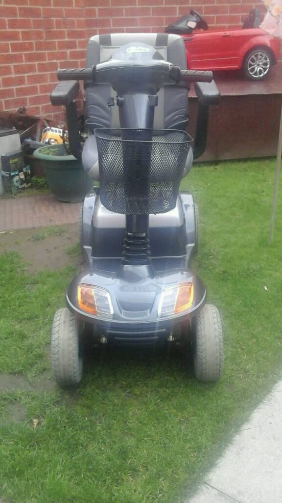 Kymco Kforu super 8 mobility scooter 4 / 8 mph in Hucknall