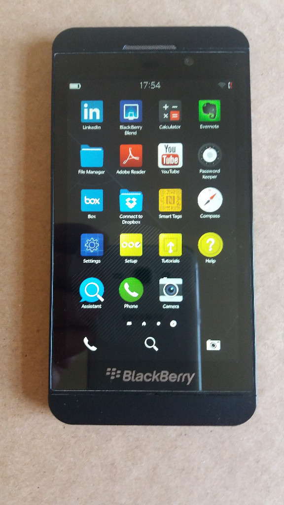 BlackBerry Z10 16GB Black Smartphone Unlocked in Bolton