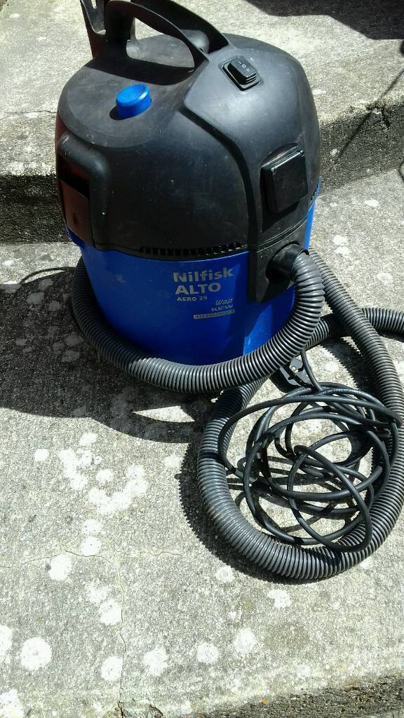 Nilfisk Aero 25 industrial Vacuum cleaner in Brighton, East Sussex