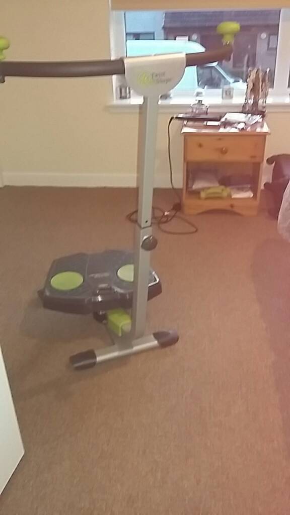 Twist and shape exercise machine in Stirling Gumtree